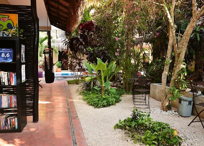 Geminis Boutique Condohotel Hotel 4*