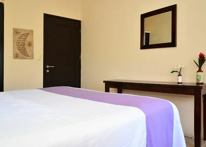 Geminis Boutique Condohotel Hotel 4*