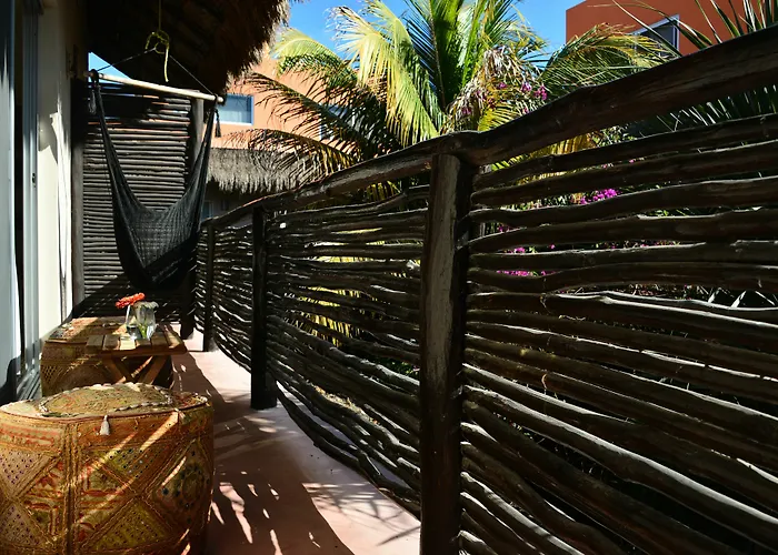 Hotel Geminis Boutique Condohotel 4*